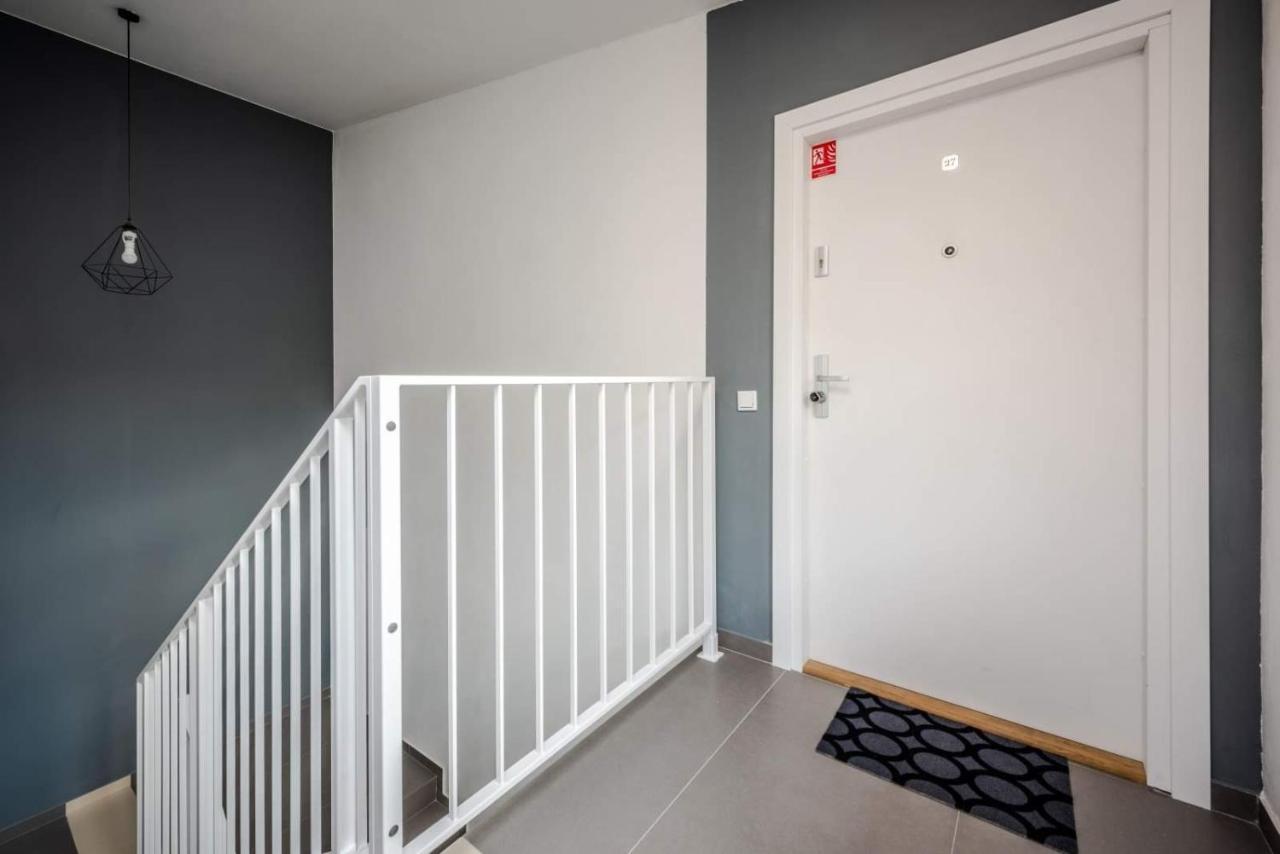 Modern Apartment Arizona Studio Old Town Dietla Balcony Cracóvia Exterior foto
